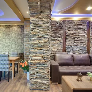 https://unique-atmosphere-with-golden-standard-design-apartment.sofiahotelsbg.com